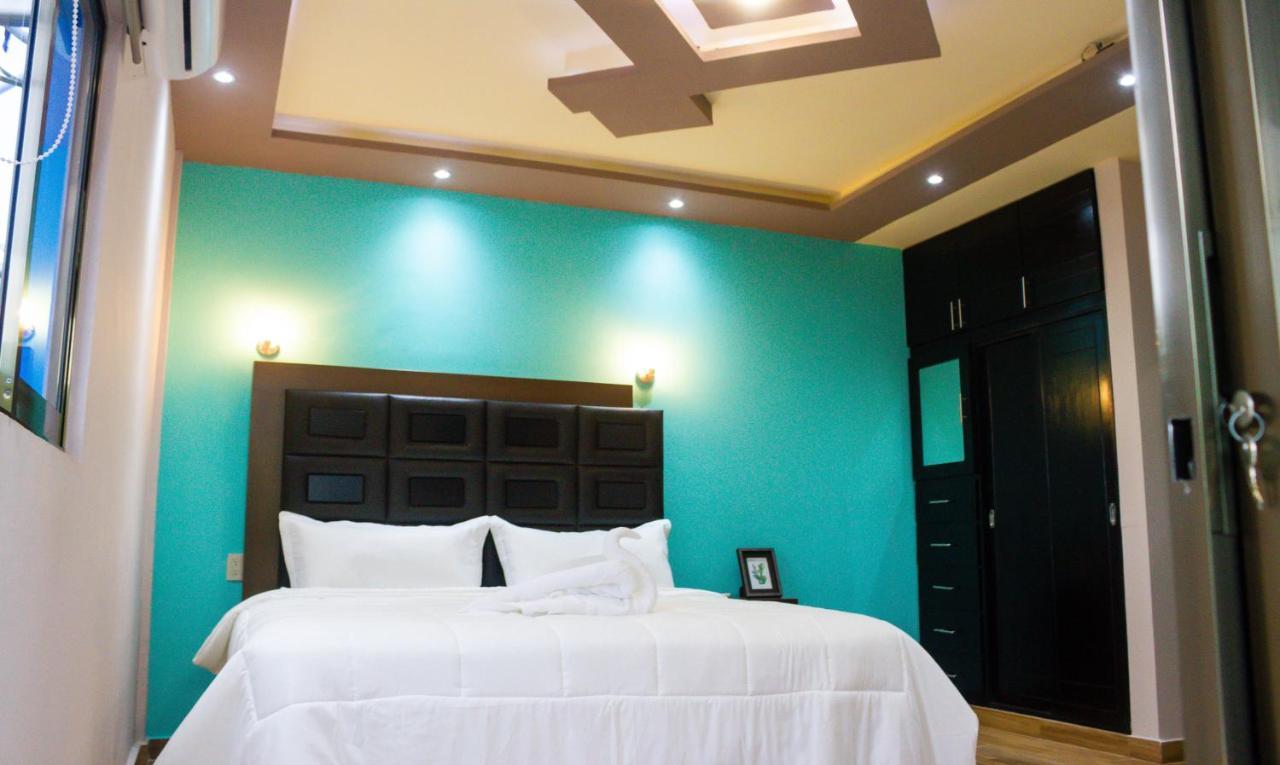 פלנקה Apartamentos Michael מראה חיצוני תמונה
